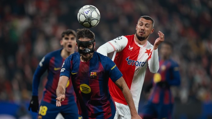 Slavia Praha musí riešiť nepríjemnosti. UEFA klub potrestala pokutou za prehrešky fanúšikov