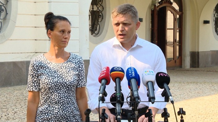 Robert Fico s manželkou.