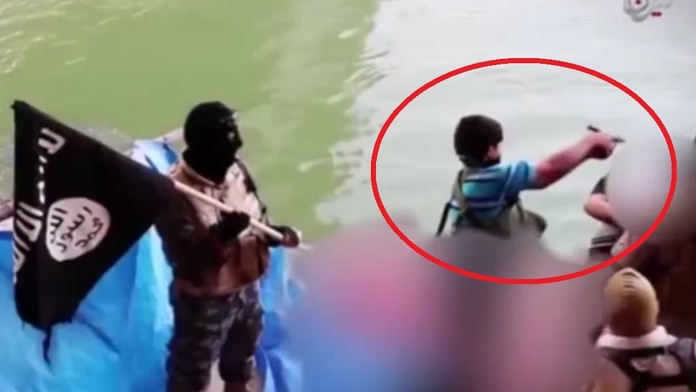 Chlapec chladnokrvne zastrelil minimálne dvoch väzňov