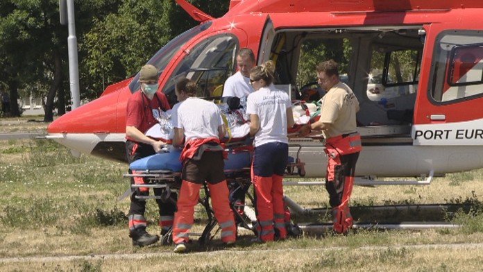 Muža previezli do nemocnice v hlavnom meste.