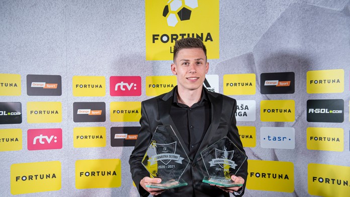 Objavom roka a najlepším stredopoliarom sa stal David Hrnčár zo Zlatých Moraviec.