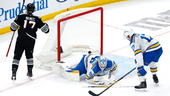 VIDEO: Šimon Nemec pokračuje v skvelých výkonoch. Rozhodol v predĺžení, stal sa prvou hviezdou