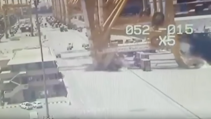 Zábery z bezpečnostnej kamery.