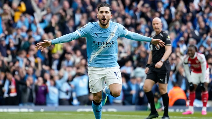 Náskok Arsenalu sa scvrkol na minimum, City riadne zamotalo boj o majstra. Dúbravkovo Burnley s ďalšou prehrou