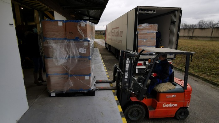 1101_Nocna_hra_11_01_P55_Po_20_30__15.mp4