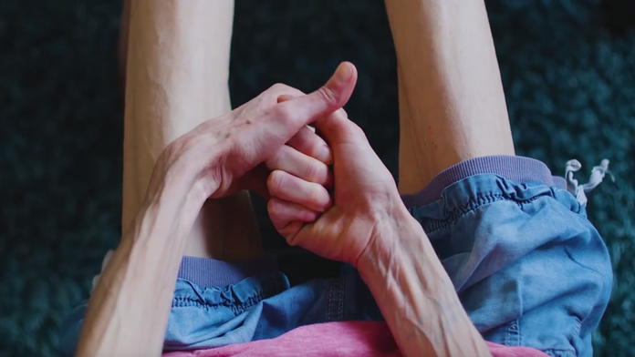 Lukáš Adamec má vonku nový videoklip