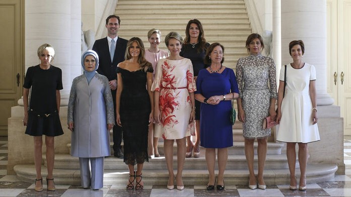 Prvé dámy (a prvý pán) na spoločnej fotografii