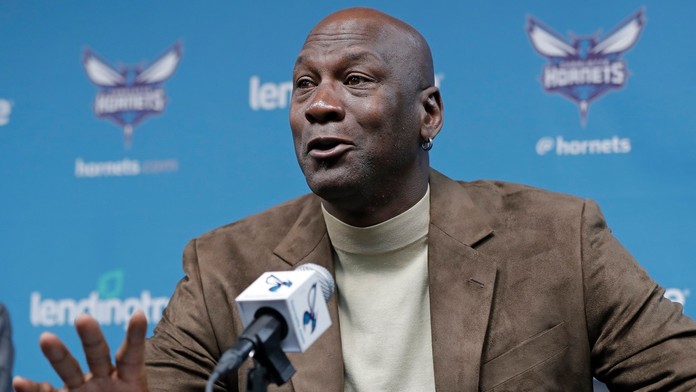Michael Jordan na archívnej snímke z roku 2019..jpg