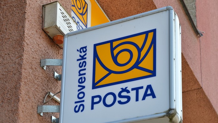 Ľudia si opäť priplatia. Slovenská pošta zvýšila ceny za viacero služieb