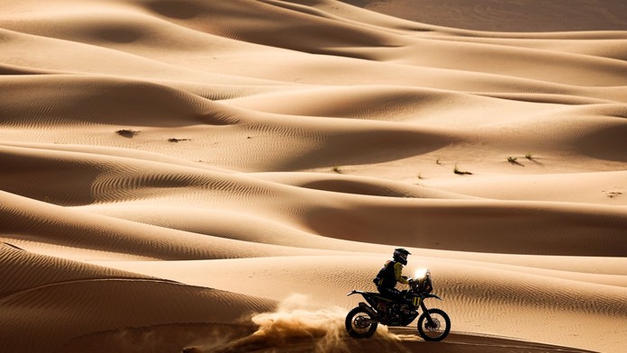 Sobota na Dakare: Svitko sa opäť posúval poradím, Varga stále tesne pod pódiom