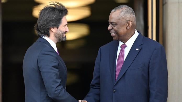 Robert Kaliňák sa stretol v Pentagóne s ministrom obrany USA. Hovorili o dôležitosti boja proti ruskej agresii na Ukrajine