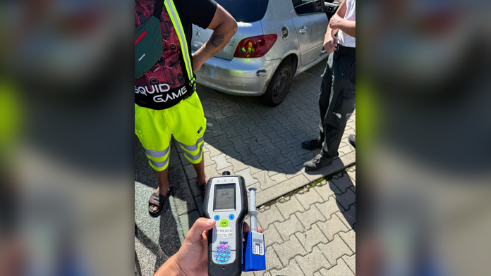 Za volant si sadol opitý, nadrogovaný a bez vodičského preukazu. Šoféroval bez neho šesť rokov