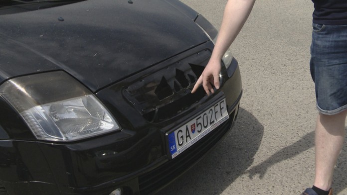 Poškodené auto pána Martina Jonása.