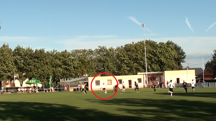 Samuel Červenák strieľa nádherný gól