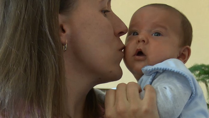 Toto je mamička, ktorá zachránila dieťa s pomocou operátora zo 155. Nestalo sa jej to prvýkrát