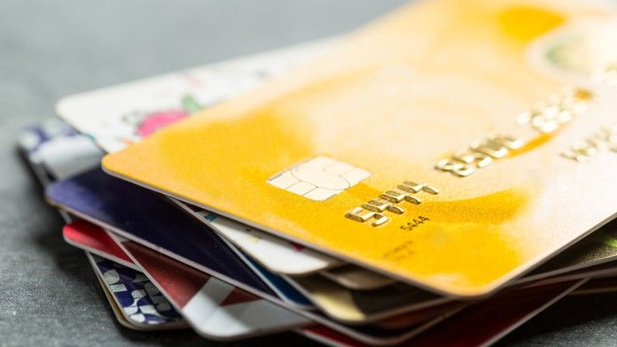 Na snímke sú kreditné karty