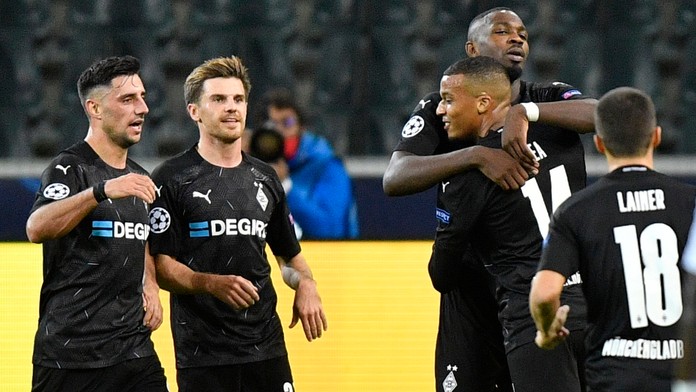 3110_Prehladovy_balik_Halloween_31_10__01_11__So_Ne_P47__12.mp4