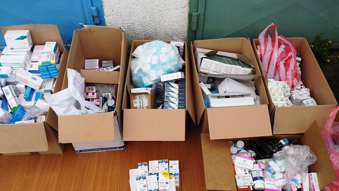 Zaistené anaboliká a steroidy.