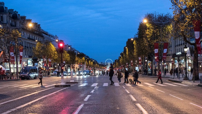 Jedným z miest je Paríž.