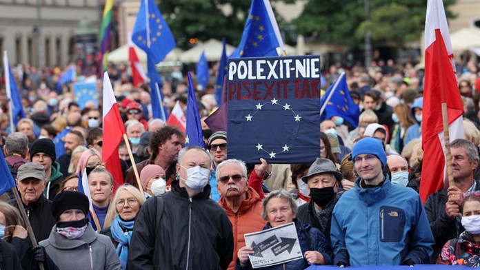 Z demonštrácie v Krakove.