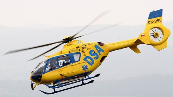 Tragédia v českom Znojme: Auto pri cúvaní zrazilo dve deti, jedno z nich neprežilo