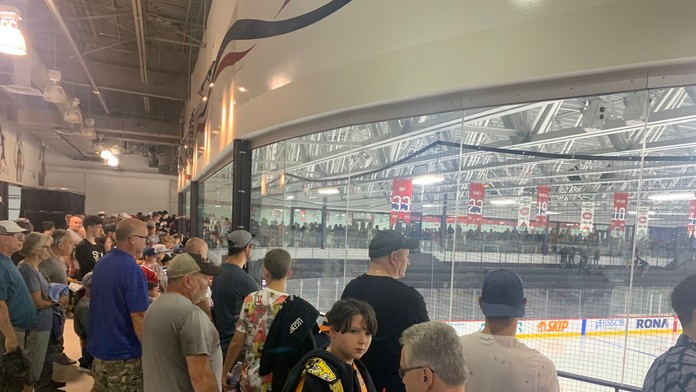 FOTO: Slafkovský spôsobil v Montreale revolúciu. Hokejové mesto zažilo to, čo ešte nikdy