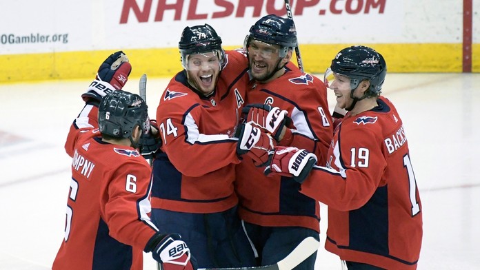 Marek Hamšík si vyskúšal brankársky post.