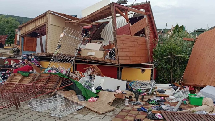 Jedna z poisťovní odhadla, aké škody spôsobil downburst v Podhájskej