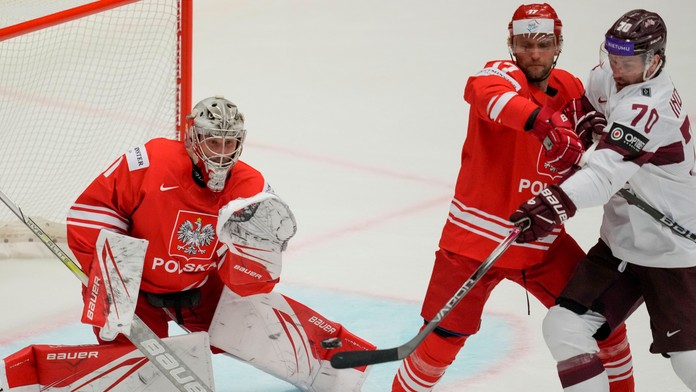 Momentka zo zápasu Lotyšsko - Poľsko