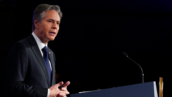 Rusko neprejavuje ochotu zapojiť sa do zmysluplných rozhovorov s USA, tvrdí Blinken