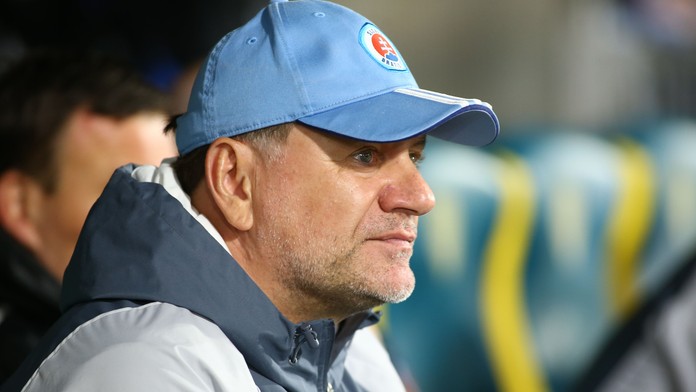 Weiss: Taký náskok by premárnil len hlupák. Čo hráčom sľúbil za titul?