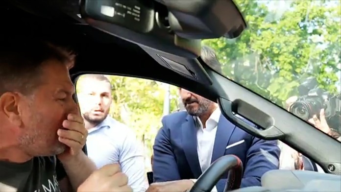 Richard Glück päsťou udrel Igora Matoviča.