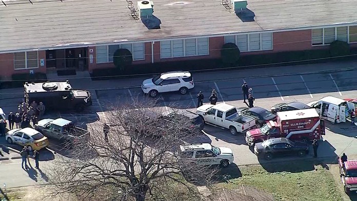 Laura Zapata ako Fátima v Esmeralde a Thalía ako Rosalinda