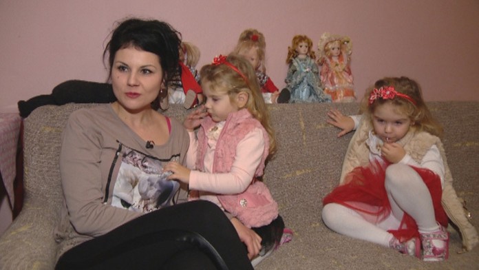 Jedny zo 14 dvojičiek, ktoré žijú v dedine Záhorce.