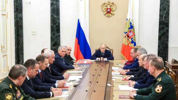 Putin urobil prvý krok smerom k obnoveniu testov jadrových zbraní