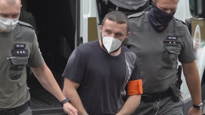 Mužovi, ktorý zbil a podpálil dôchodcu, môžu znížiť trest.