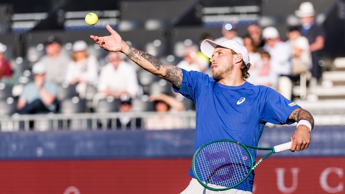 Spanilá jazda pokračuje. Alex Molčan zdolal ďalšieho favorita a zabojuje o postup do finále