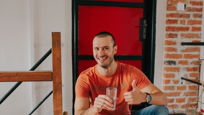 Carles Pérez z Barcelony v dueli na pôde Getafe.