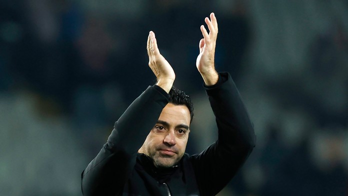 Xavi končí na lavičke Barcelony