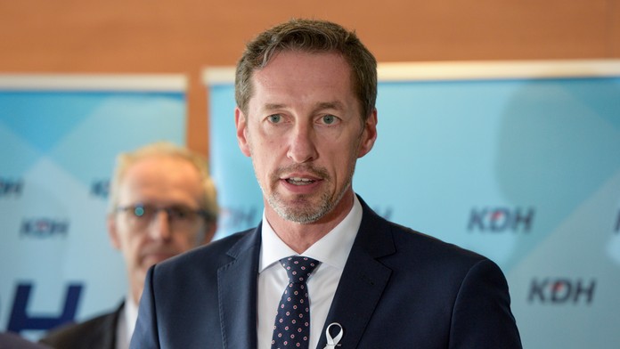 Na snímke predseda Kresťanskodemokratického hnutia Milan Majerský.