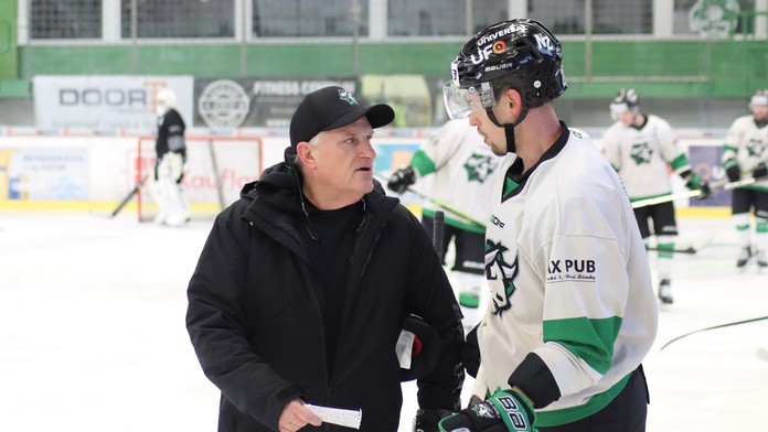 Skúsený americký tréner bol v Nových Zámkoch len pár dní. S klubom sa dohodol na predčasnom ukončení zmluvy