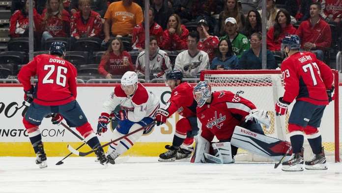 VIDEO: Slafkovský vs. Fehérváry: Prvého delili milimetre od gólu, druhý mal však väčší dôvod na radosť