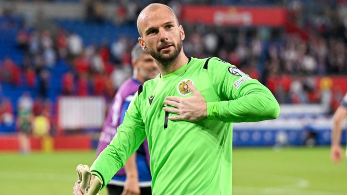 VIDEO: Favorita zaskočil nečakaný hrdina. Brankár arménskeho klubu sa postaral o výnimočný zápis