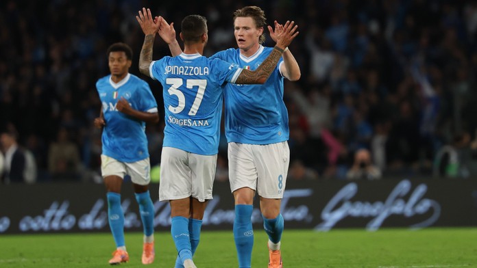 Serie A: Neapol sa po triumfe v šlágri kola dostal na čelo tabuľky. Škvrnou je zranenie hviezdy