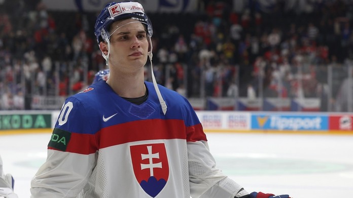Hokejový zväz reaguje na Slafkovského kritiku: V budúcnosti by sa mal podobných komentárov zdržať