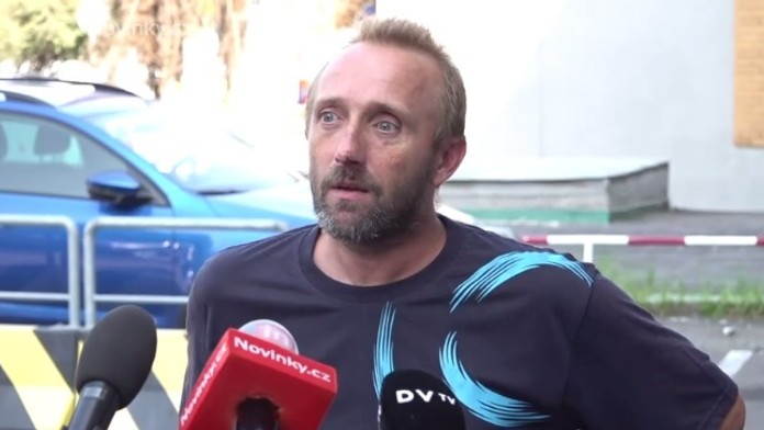Český kamionista Martin Kučera prežil pád z mosta v Janove