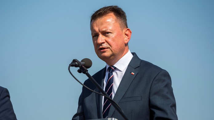 Poľský minister obrany si servítku pred ústa nedával: "Nemecká politika voči Rusku je sklamaním..."