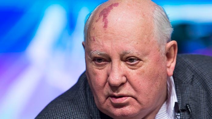 Bývalého sovietskeho prezidenta Gorbačova hospitalizovali.