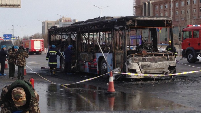 Požiar autobusu v Číne.