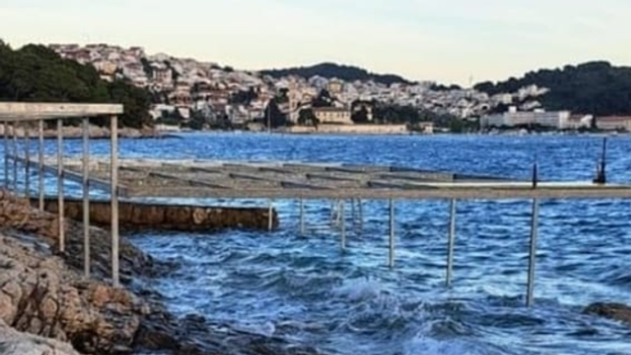 Populárny chorvátsky ostrov mení tvár. Podľa miestnych dochádza k jeho ničeniu